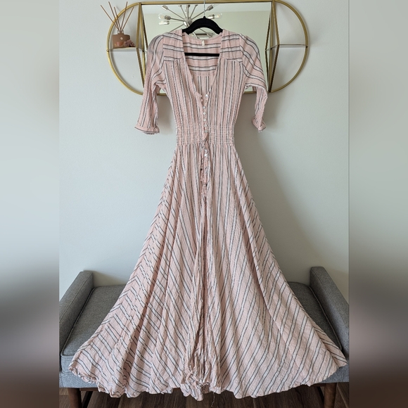 Spell & The Gypsy Dress - Picture 4 of 11